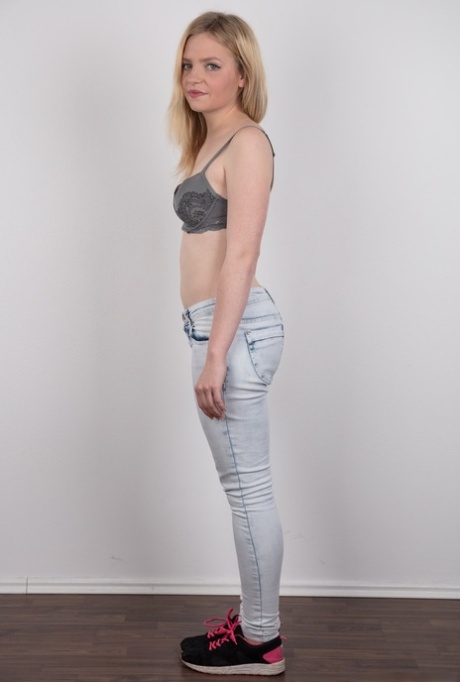 Young amateur model Michaela tries her luck at posing in the nude