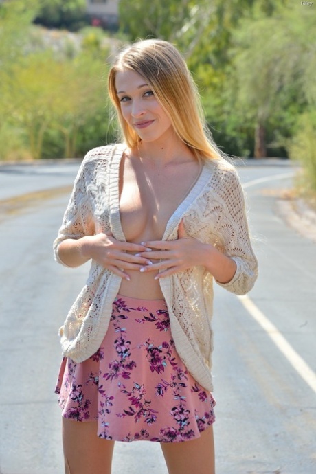 Fresh cutie Riley flashes ass & tits at passersby & has to finger her pussy