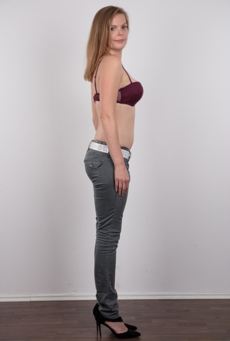 Pretty amateur Lenka sheds her jeans and top for a close up of her big nipples