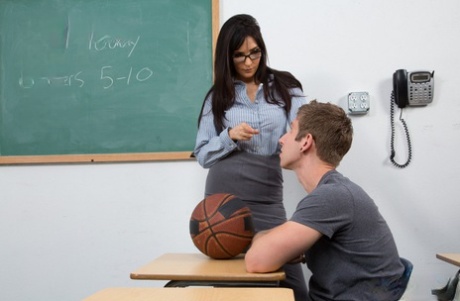 Brunette teacher Diana Prince seduces and bangs a boy in her classroom