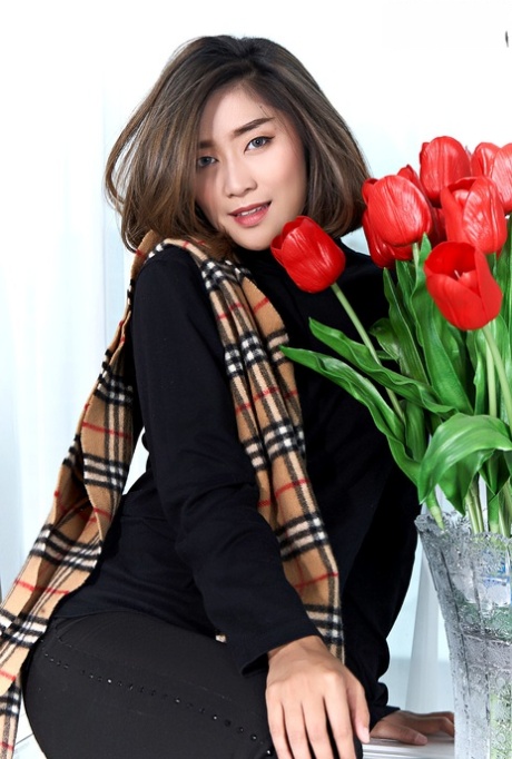 Asian beauty Apple gets bare naked with a winter scarf around her neck