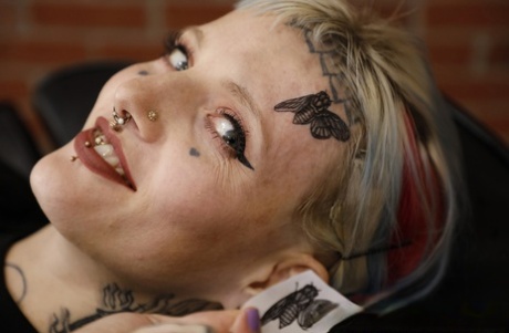 Platinum blonde River Dawn gets banged after receiving a face tattoo