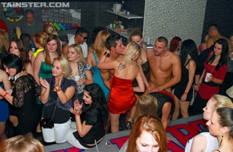 Super horny girls having some XXX fun with handsome strippers