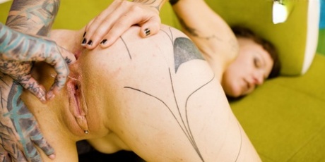 Alternative girls Wildwuxx and Anuskatzz partake in filthy lesbian sex games