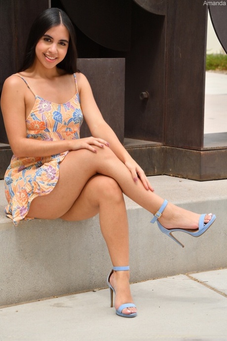 Upskirt Pics