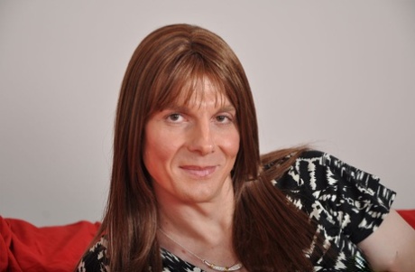Club Cross Dresser Nude Photos