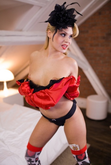 Petite blonde MILF Barra Brass enjoys a DP in a hot cosplay threesome