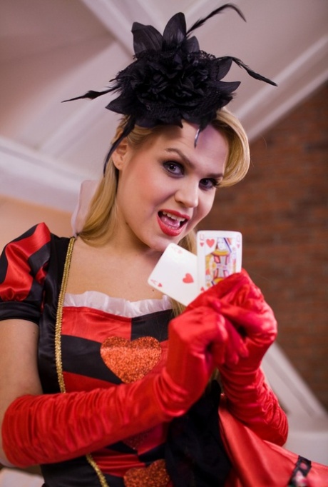 Petite blonde MILF Barra Brass enjoys a DP in a hot cosplay threesome