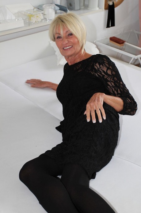 European mature with freckles Franziska shows her body in a solo