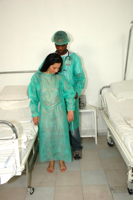 Horny patient Sabreena enjoys IR pussy exam & sucks & rides doctor's big dick