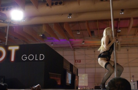 Blonde amateur dancer Lena Cova displays her stripping skills in stockings