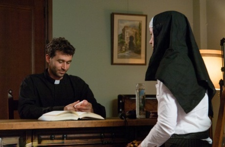 Sex And Submission starring Evi Fox, James Deen, Kiki Vidis Hot Photos