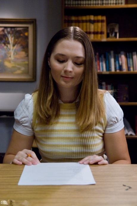 Teen with a big ass Savannah West gets spanked & fingered by her teacher