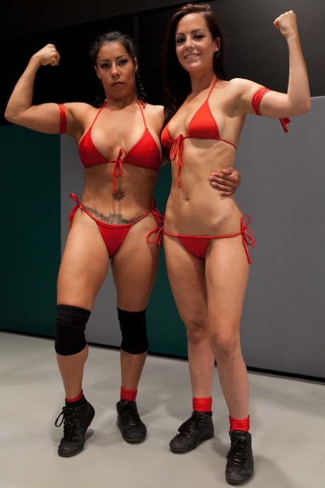 Ultimate Surrender starring Bryn Blayne, DragonLily, Izamar Gutierrez XXX Photos