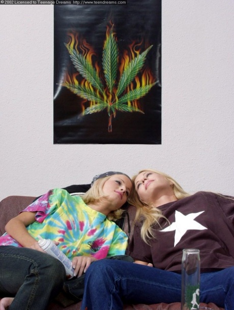 Teen Dreams Sex Photos