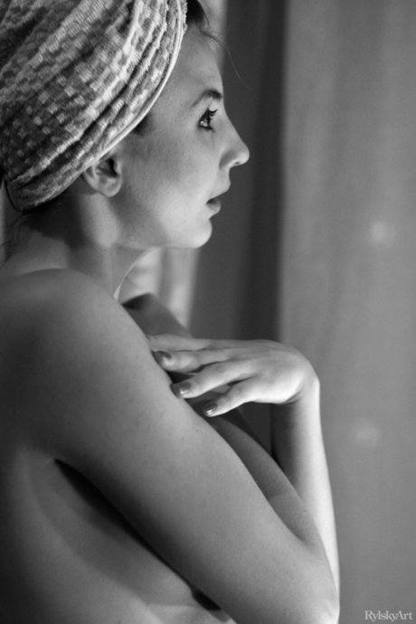 Rylsky Art performed by Cher Lani Nude Photos