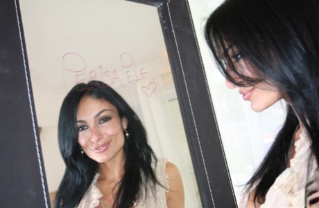 Busty Iranian chick Persia Pele fixes her lips before sucking cock