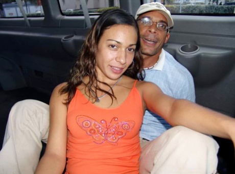 Kinky amateur Veiga shows her shaved clam in front of a stranger