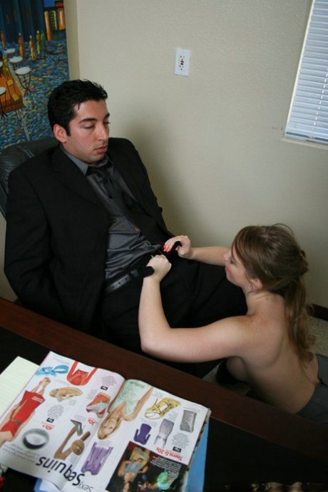 Sunny Lane & Savanah Gold fucking their boss in the office in a hot threesome