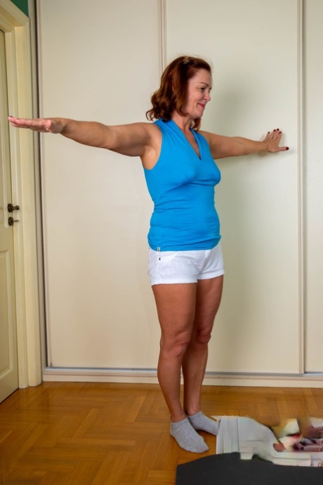 Old and young lesbians Eliza Thorne & Iris lick pussy during a yoga session