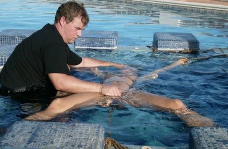 Water Bondage featuring Jenni Lee Porn XXX