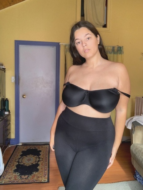 Chubby blonde babe Jordyn khaled shows her huge boobs and poses in nylons
