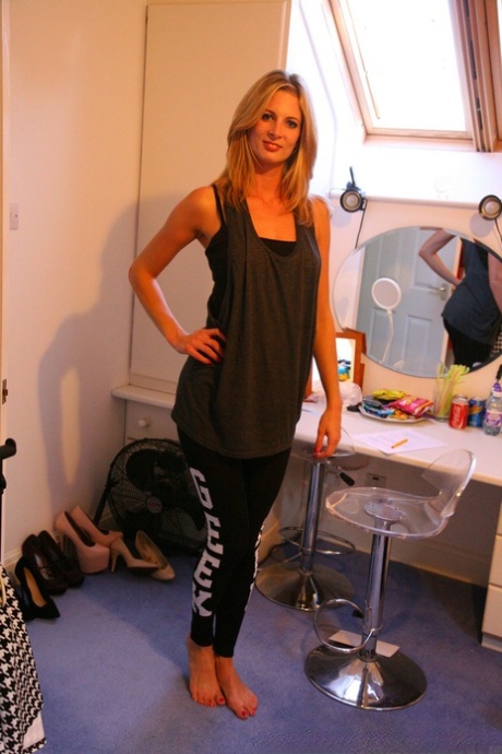 Only Tease Lauren Chelsea