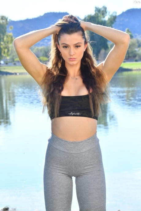 Fit amateur babe Kara strips her leggings in public & shows her bubble booty