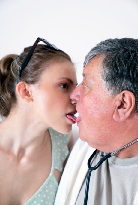 Sexy skinny teen Hermione fucking a fat old doctor after a pussy licking