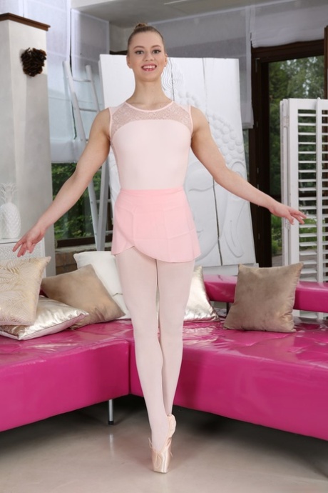 Ballerinas Sofi Smile & Mia Split get their asses fucked in a sexy threesome