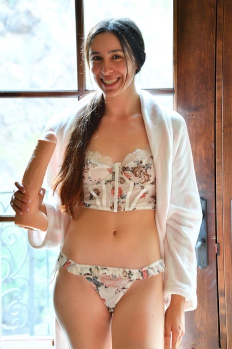 Amateur babe with a nice body Adriana toys her twat with a fat dildo