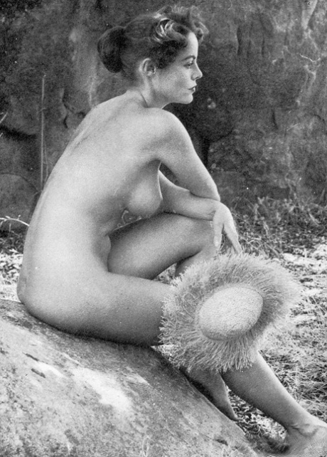 Vintage pornstar with nice big tits poses naked and in hot pantyhose