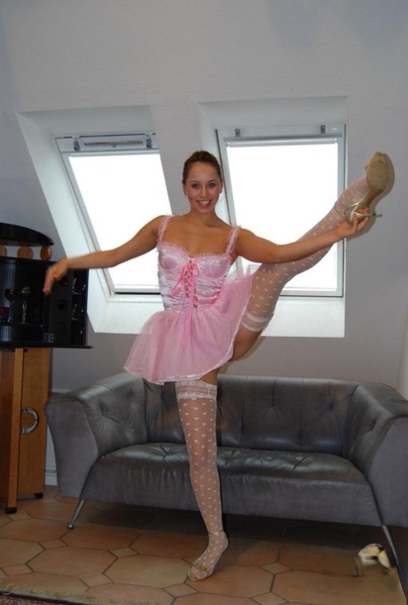 Sweet amateur ballerina Alexa exposes her body and gets fucked by an older man