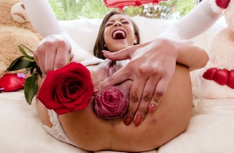 Brazilian spinner Polly Petrova undresses & shows her prolapsed anus up close