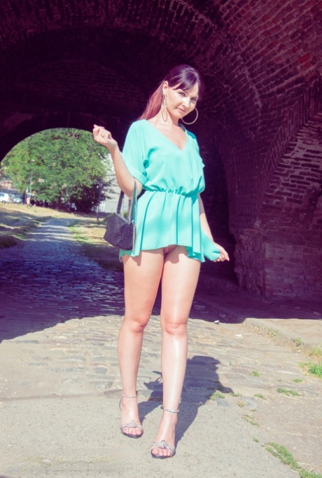 Leggy pantyless Russian Jeny Smith flashes her muff & ass in public