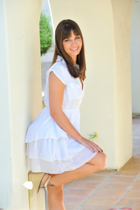 Brunette amateur Cory exposes her body & jams three fingers in her muff