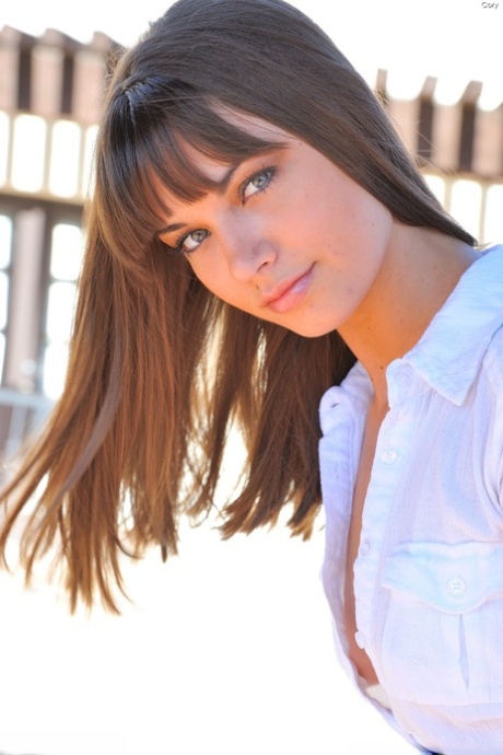 Brunette amateur Cory exposes her body & jams three fingers in her muff