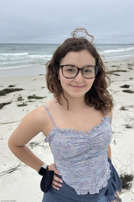 Petite amateur teen with glasses Leana Lovings showing her holes up close