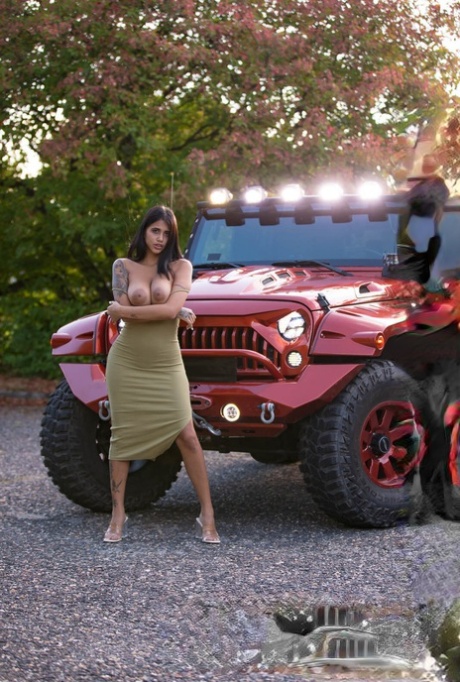 Inked Latina teen Yorgelis Carrillo flaunts her big tits before a dick ride