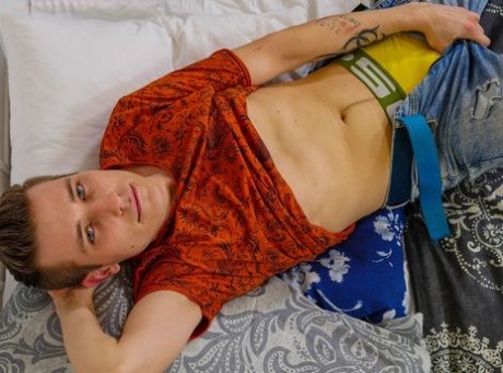 Boy Fun featuring Evan Novak Porn Images