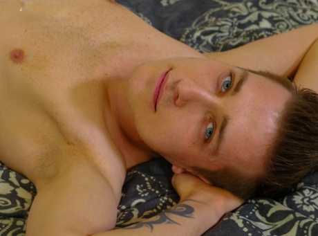 Boy Fun featuring Evan Novak Porn Images