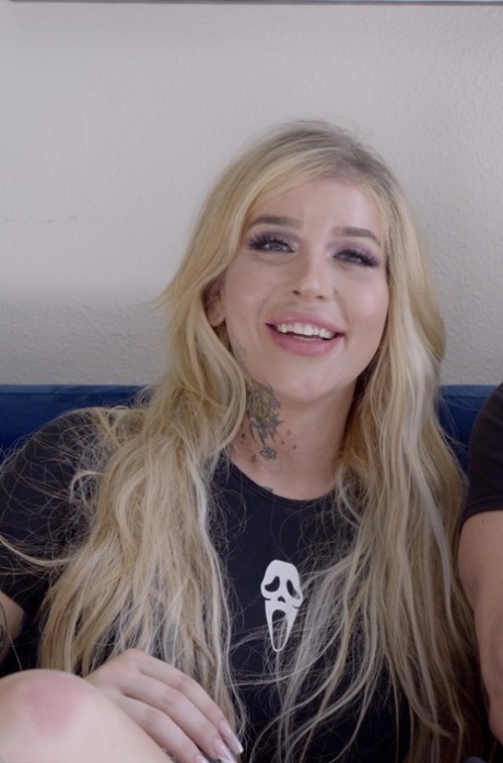 Kinky Bites featuring Davin Strong, Gracie Jane Hot Photos