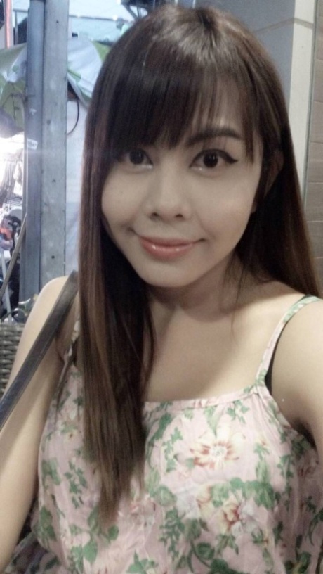 Pretty Asian shemale shows her lovely juicy tits in a sexy compilation