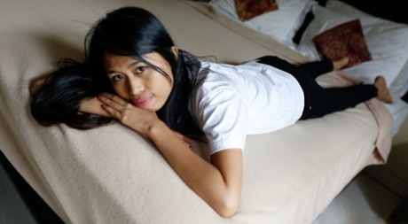 Skinny Filipina Adelia gets her sweet innocent pussy stretched by a nice dick