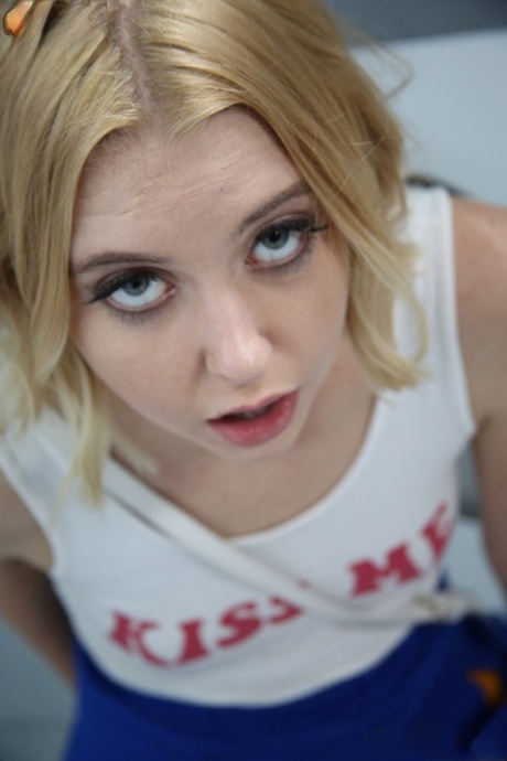 Blonde Chloe Couture blows & rides a BBC & takes a facial through a gloryhole
