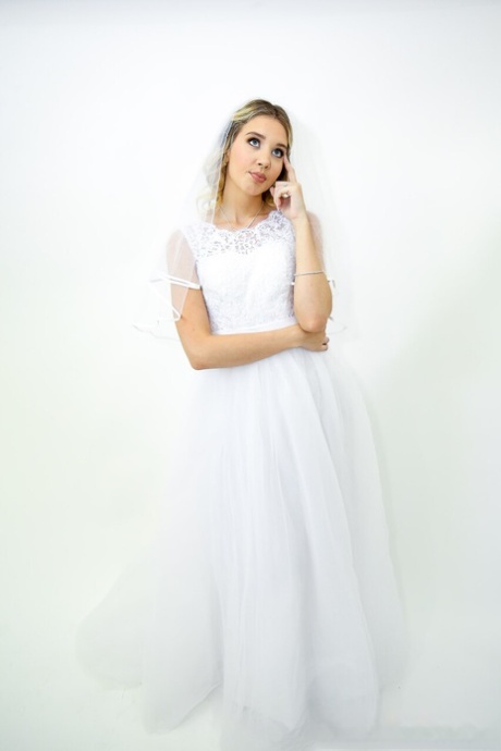 Petite teen bride with a nice bum Sophia Sterling gets banged by her godfather