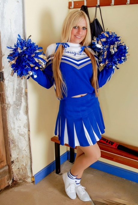 College Uniform featuring Laura Vaughan XXX Pictures
