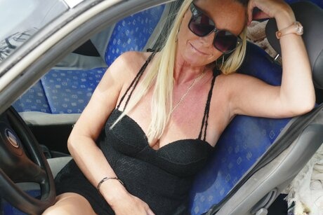 NatalieK starring Natalie K Nude Images