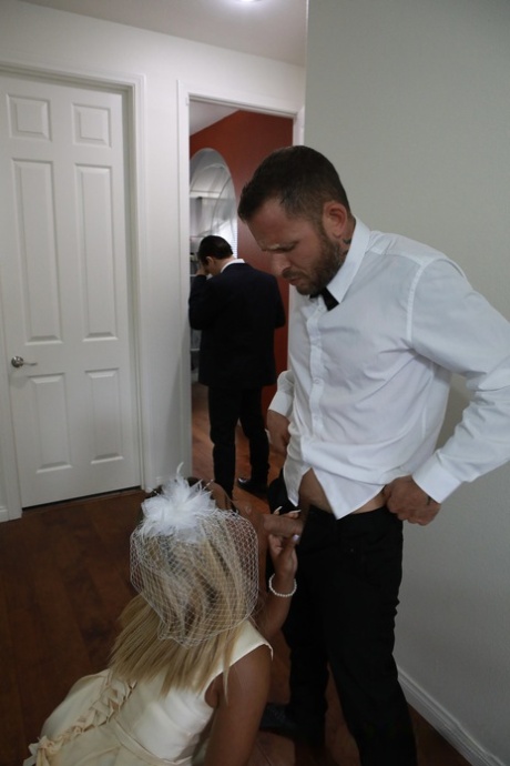 Black bride with blonde hair Nina Rivera gets her juicy twat fucked by a rod